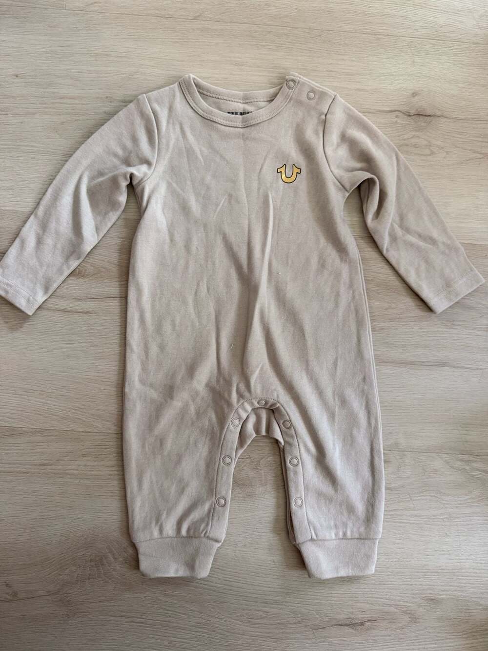 True Religion World Tour Graphic Romper Jumpsuit 3-6M Beige